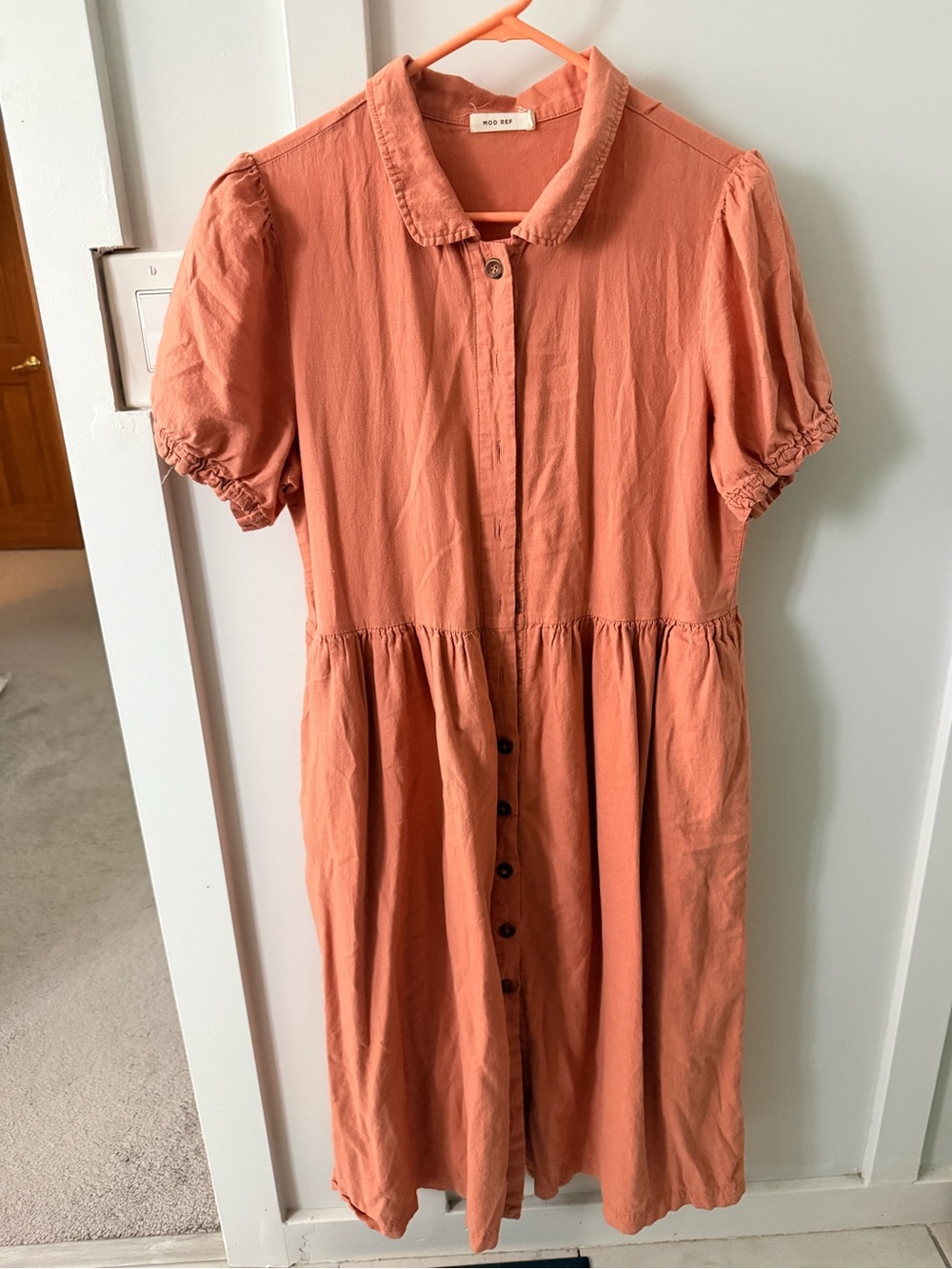 Mod Ref Linen Terra Cotta Button-Front Puff Sleeve Dress